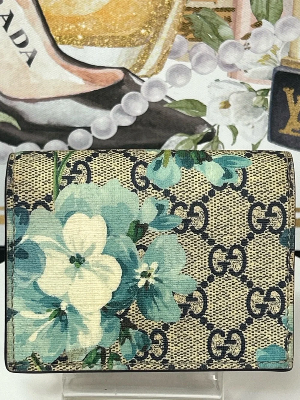 GUCCI GG Supreme Blooms Compact Wallet 😍🌸 - Picture 7 of 17